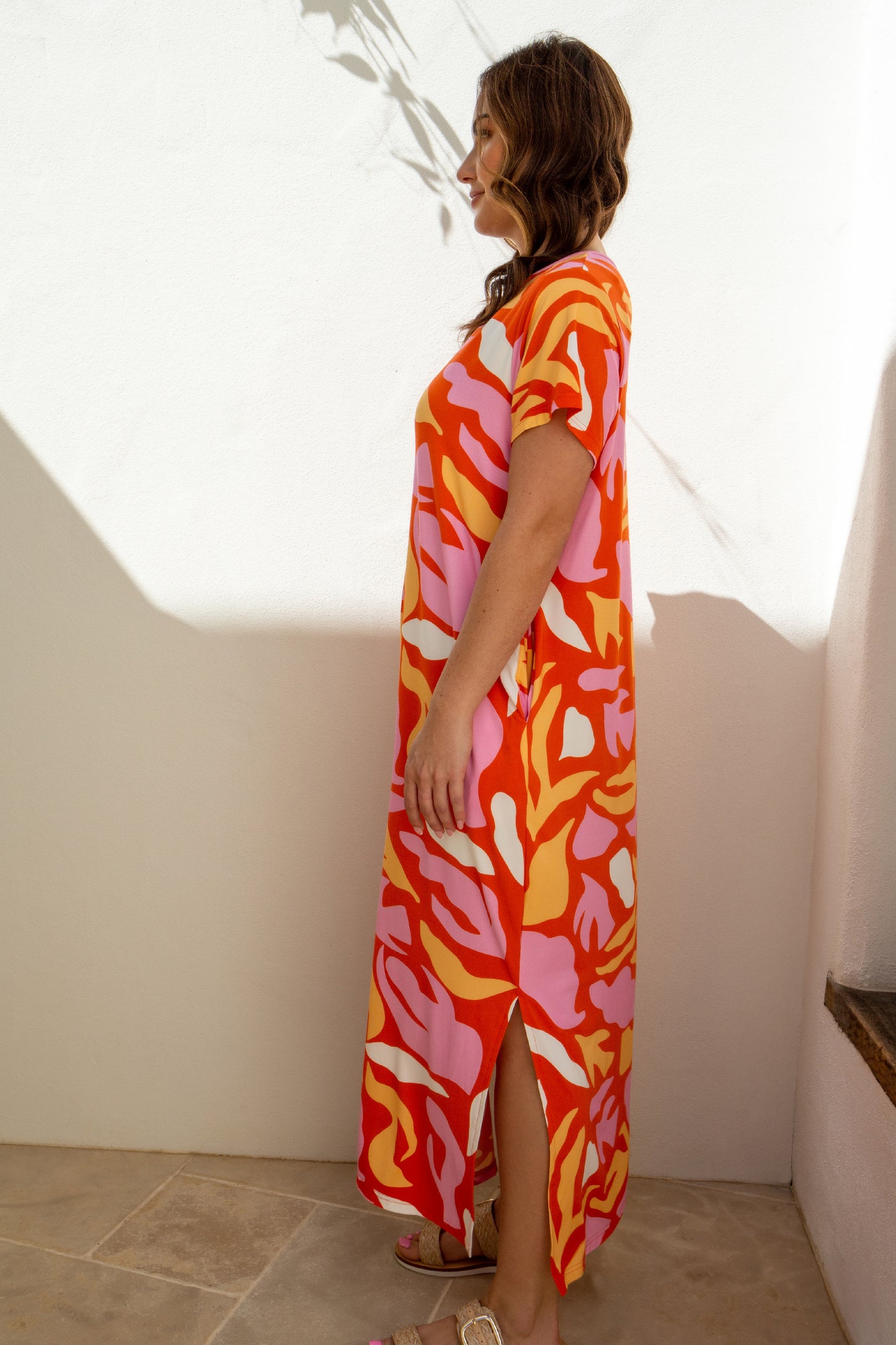 T-Shirt Maxi Dress in Coral Reef