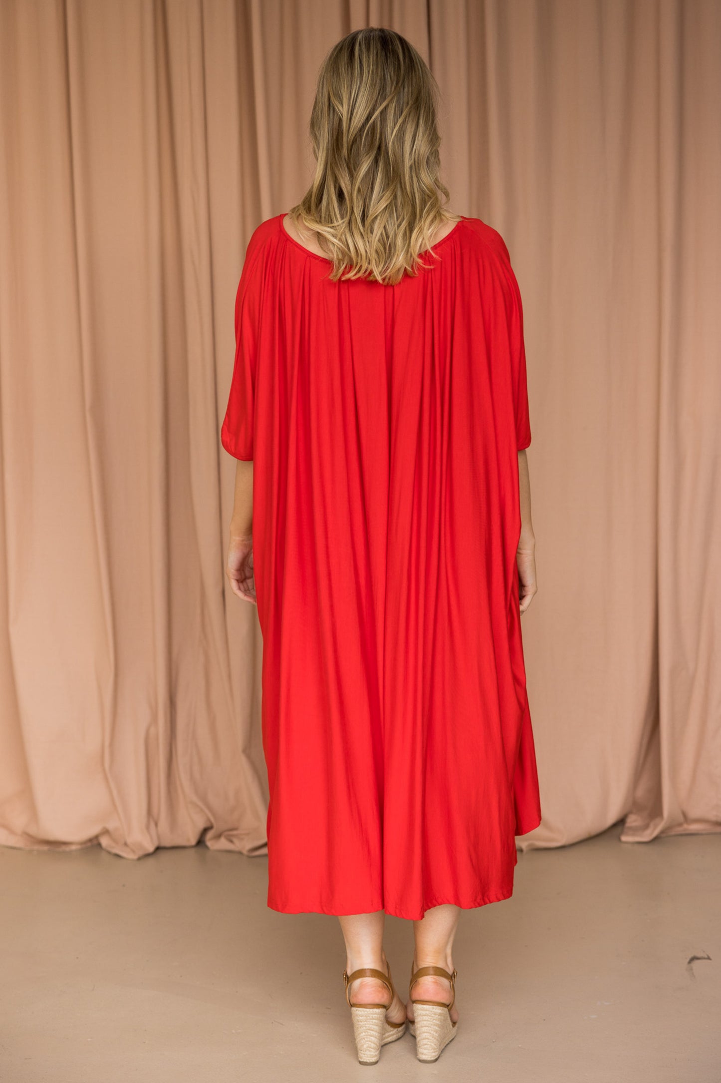 Midi red dress