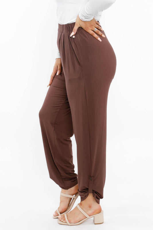 FINAL SALE Eve Pant in Chocolate