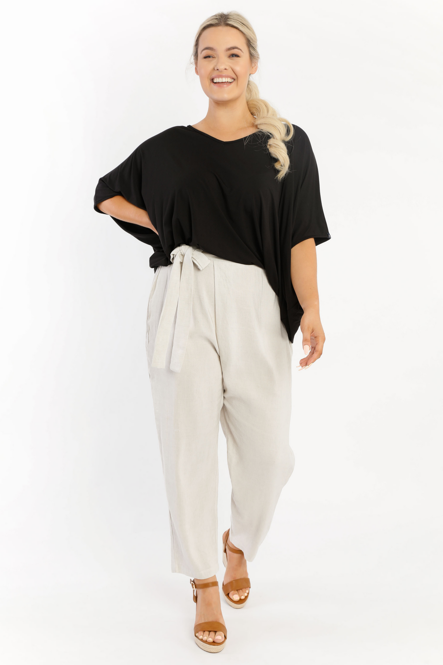 FINAL SALE Melody Pleat Pant in Sand